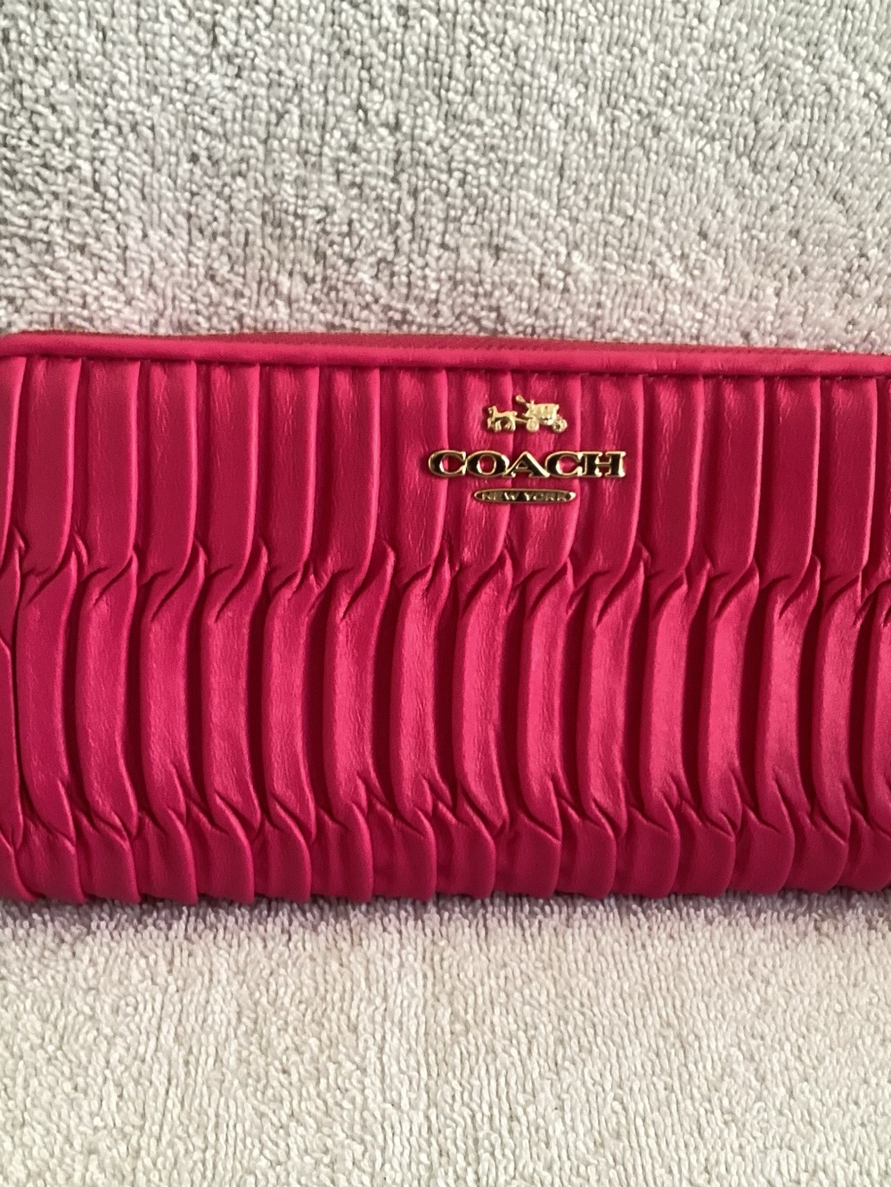 Coach Madison Gathered Hot Pink Leather Zip Wallet 53982 NWT